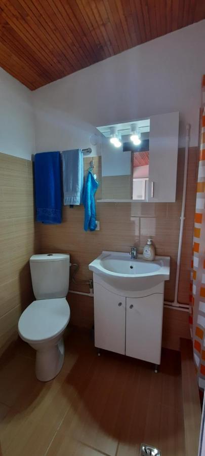 Telteu Florian Hotel Дубова Екстериор снимка