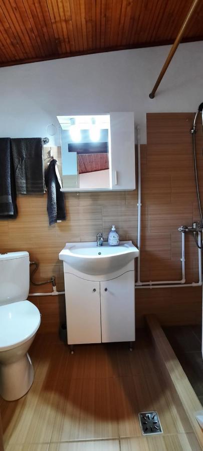 Telteu Florian Hotel Дубова Екстериор снимка